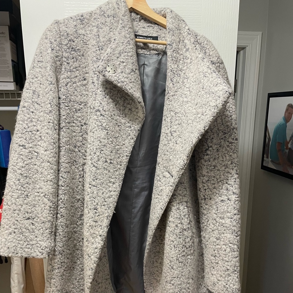 Kenneth Cole jacket size large.
